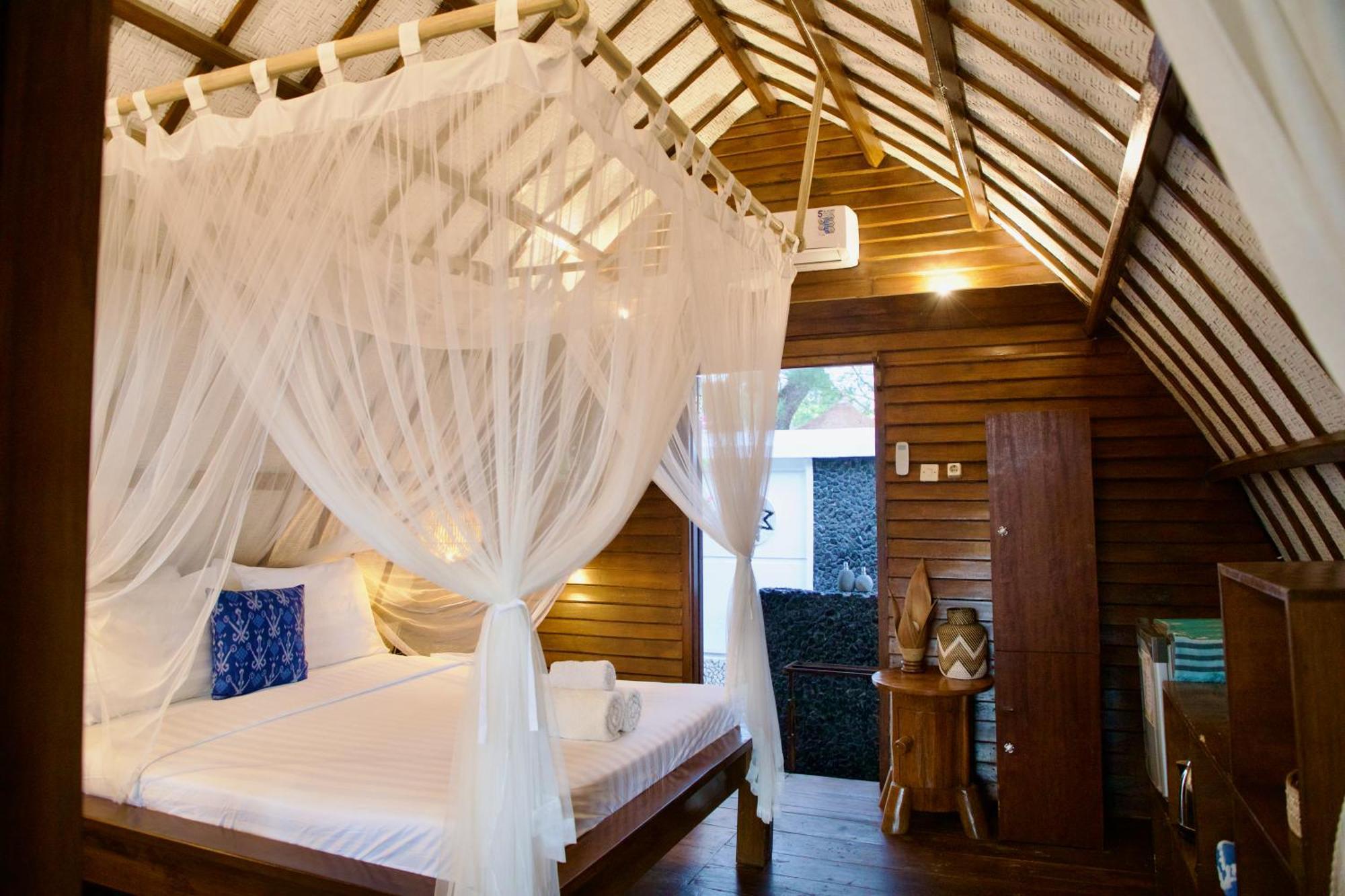 Villa Sunset Beach Gili Trawangan Exterior foto